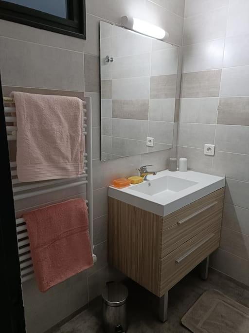 Charmante Maison De Ville Les 2B46 كاهورْ المظهر الخارجي الصورة